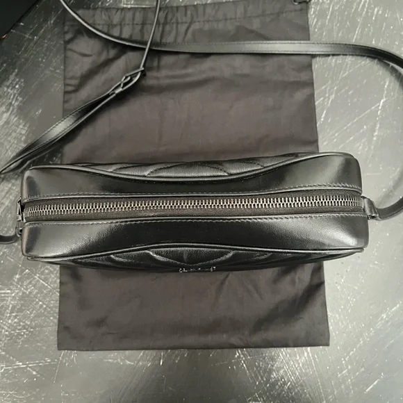 YSL LOU CAMERA BAG IN QUILTED LEATHER - Picture 3 of 17